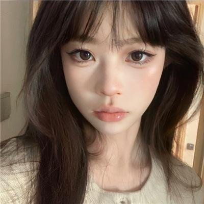 群莺乱飞